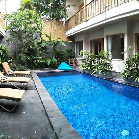 Jukung Guest House Санур Экстерьер фото