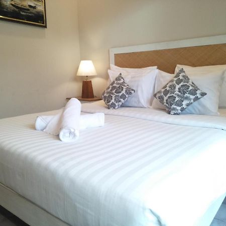 Jukung Guest House Санур Экстерьер фото