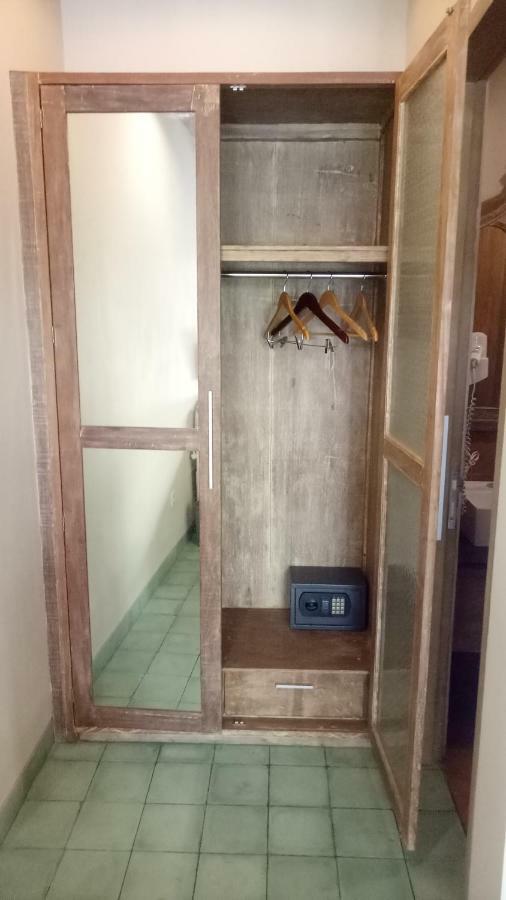Jukung Guest House Санур Экстерьер фото